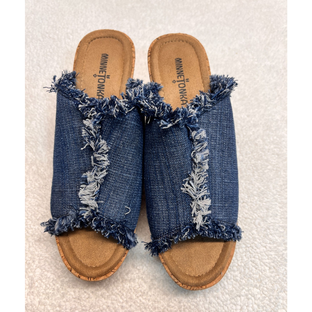 Minnetonka Ashley Women's Denim Sandal Platform Frayed Blue, Sz 9